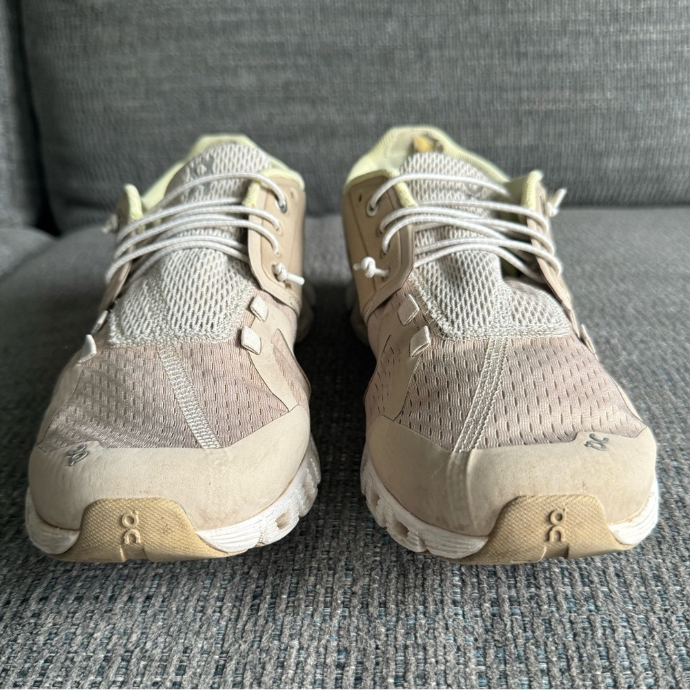 On Cloud 5 - image 1